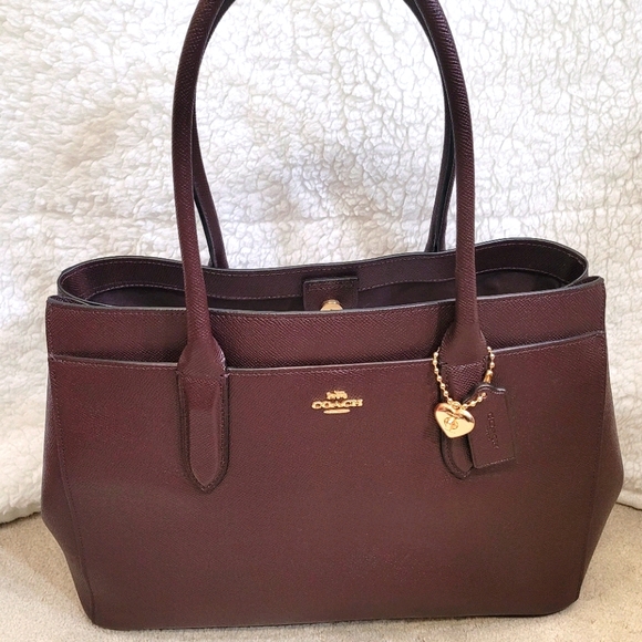 Coach Handbags - ⚡SALE⚡NWOT COACH Satchel